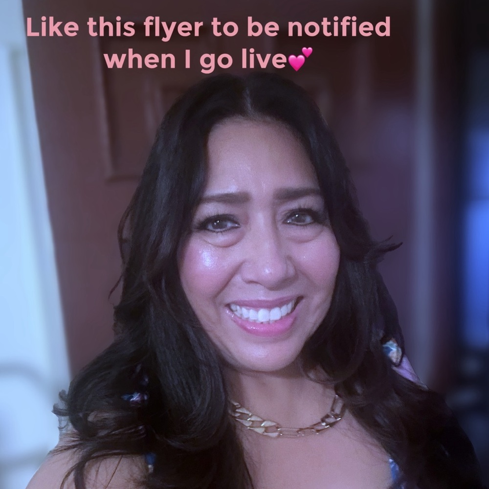 LIKE this listing for live show notification💕